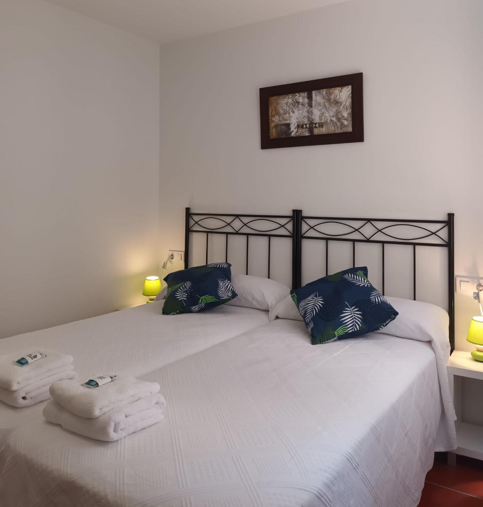 Apartamentos La Piedra En Pleno Centro Historico Con Dos Dormitorios Y Dos Banos 나헤라 객실 사진